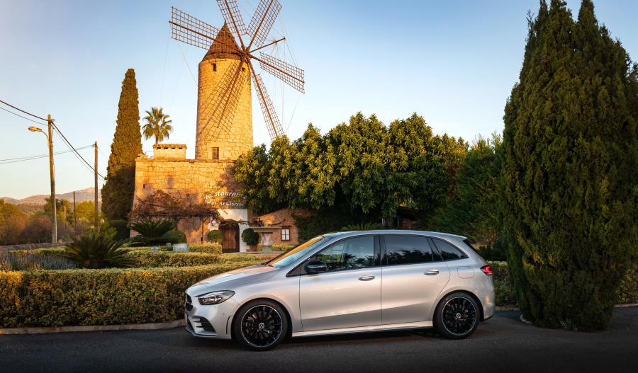  Mercedes-Benz B200 d AMG Line (W247) 2019 года  (фото 39 из 61)